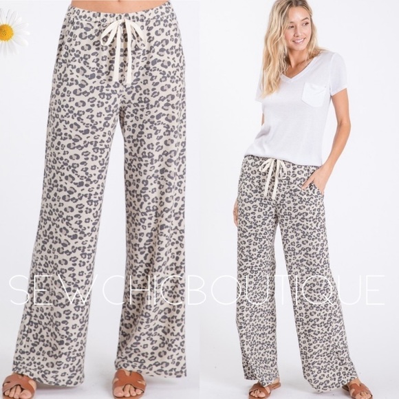 Sizes Sm- 3X Leopard French Terry Wide Leg Pants - Picture 1 of 5